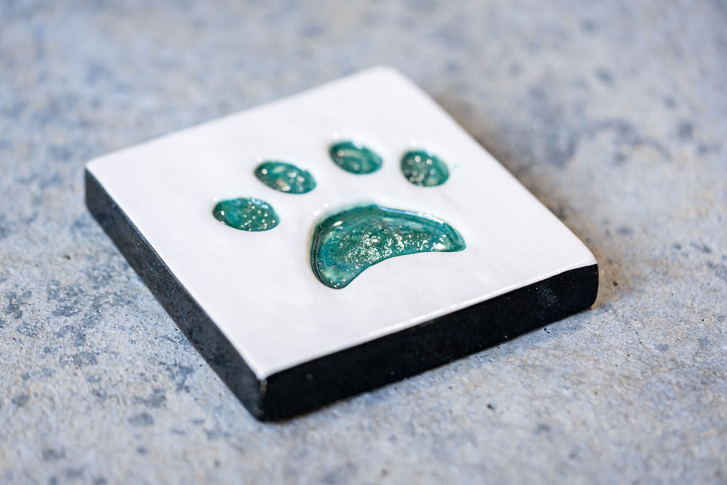Square Pet Memorial Tile with Paw Print - Custom Ceramic Tribute with Optional Text