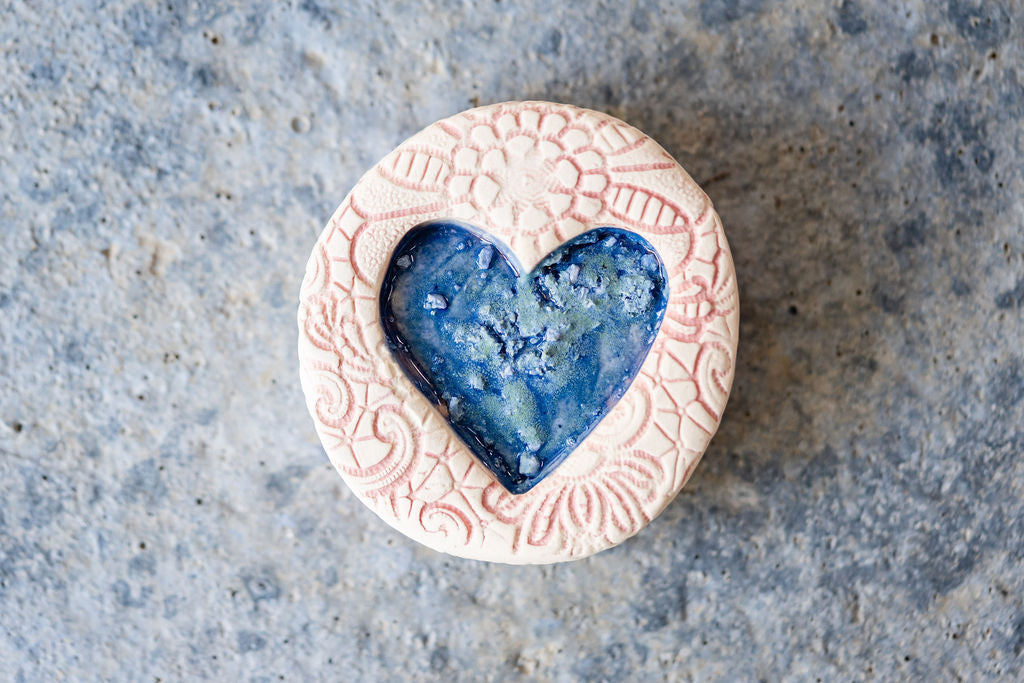 Lace Detail Memorial pebble - Natural Ceramic Tribute with Colored Texture